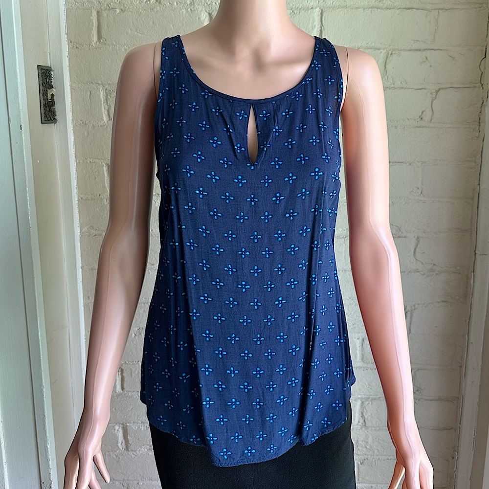 Old Navy size small blue summer flowy fun tank top blouse